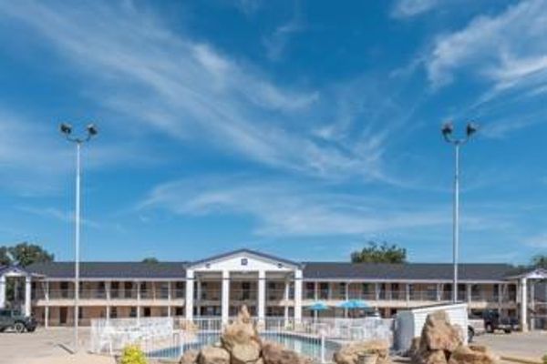 KNIGHTS INN - MINERAL WELLS (Mineral Wells)
